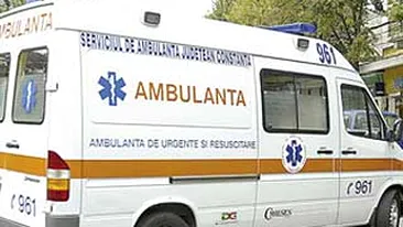 O femeie din Braila si cei doi copii ai sai au fost loviti de o autoutilitara