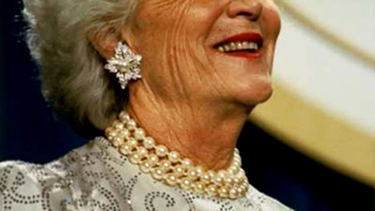 Barbara Bush a fost internata in spital!