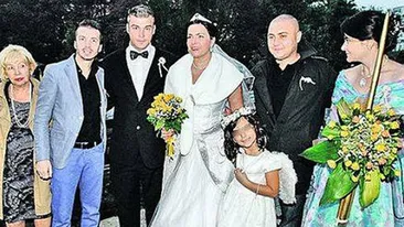 Marijuana s-a maritat in cerc restrans! Tatal ei nu a fost la nunta!