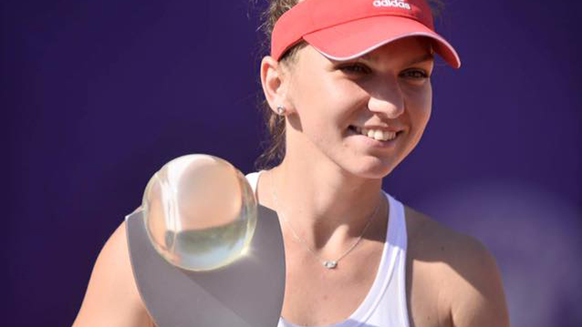 SIMONA HALEP practică un nou sport! Uite ce unde s-a fotografiat sportiva