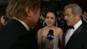 OSCAR 2017. Mel Gibson si iubita lui de 26 de ani au aratat public prima imagine cu fiul lor. Cum arata micutul