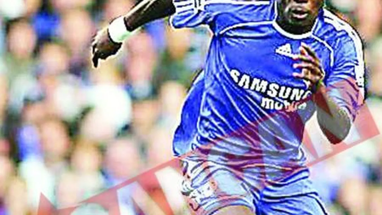 Essien sta sase luni pe bara