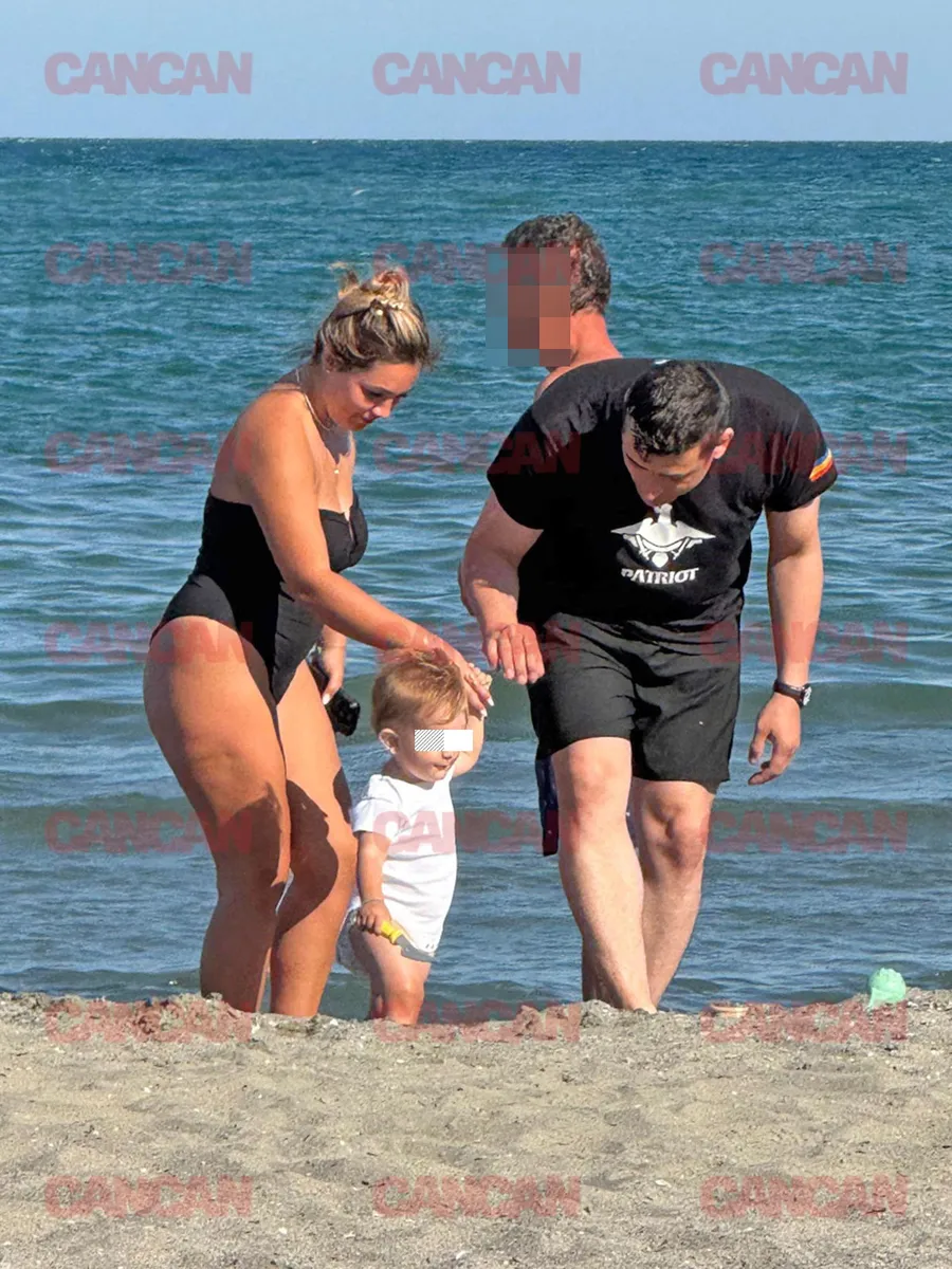 George Simion a mers la mare împreună cu soția și fiul lor, Radu.