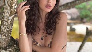 Cristina Ich și Alex Pițurcă, cazați la cel mai scump hotel din Seychelles. Deși plătește 2000 de euro pe noapte, se plânge de costul suplimentar: „Serviciile sunt de tot r$#&tul!”