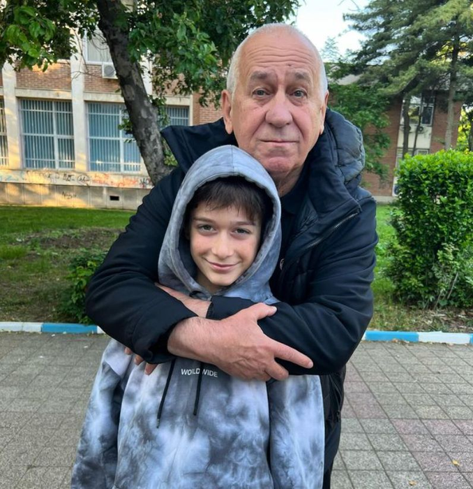 Băiatul-fenomen de la Pro TV se întoarce: „Nu a fost deloc ușor” | EXCLUSIV