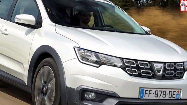 Cum va arăta noua Dacia Sandero. Imagini în premieră