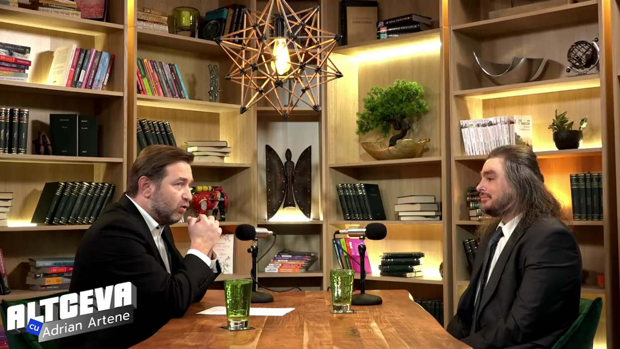 Podcastul poate fi urmărit integral pe canalul de YouTube ”ALTCEVA cu Adrian Artene” / (Sursa: Captură video)