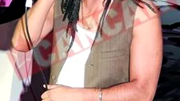 Connect-R a renuntat la scoala de soferi