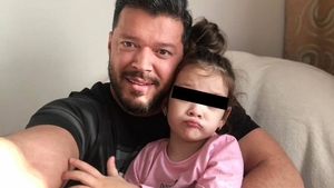 Ce cadou i-a făcut Victor Slav fiicei sale, Sofia! Micuța a fost cu Bianca Drăgușanu la Disneyland