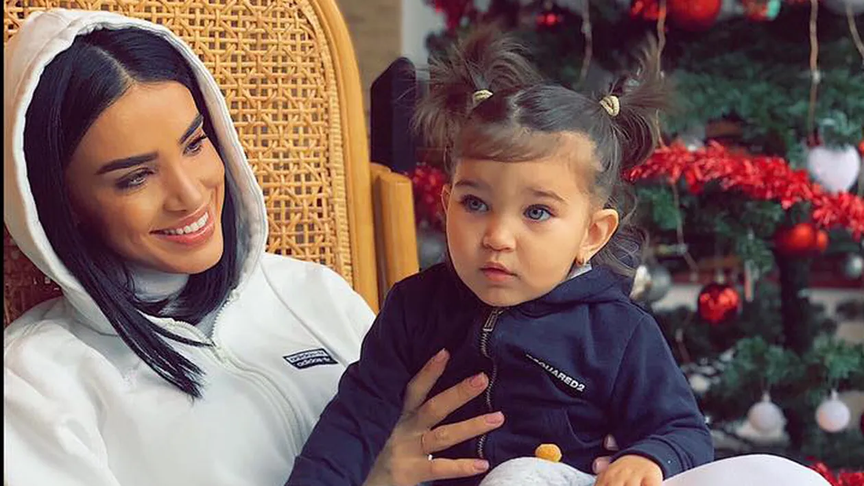 Ce a primit în dar Zenaida, fetiţa Adelinei Pestriţu, de Moş Nicolae: A fost zgârcit