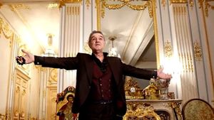 Nebunie curată marca Gigi Becali. A dat 20.000 de euro pentru un singur număr de telefon