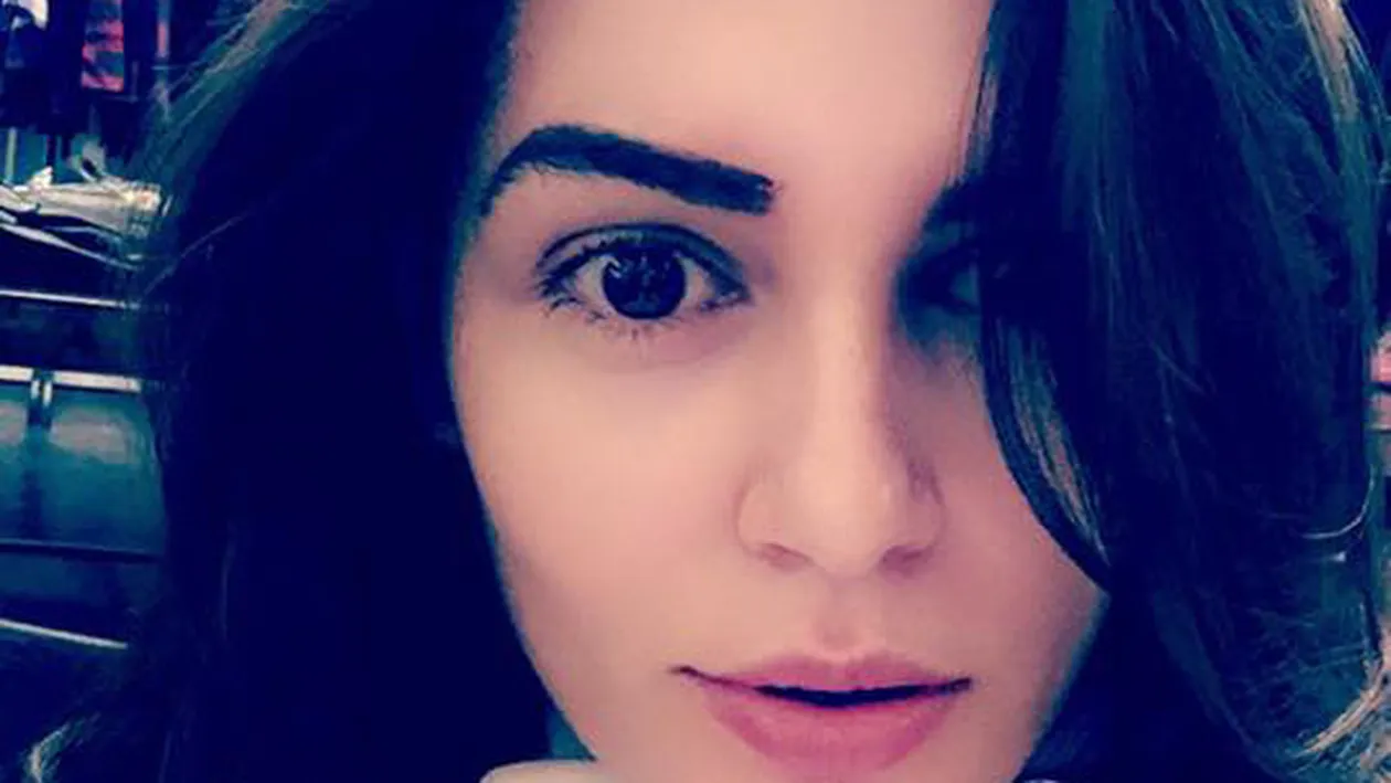 Ce şi-a făcut Monica Gabor la păr. Şi-a pus o...