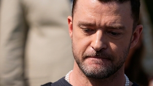Imaginile scandaloase din timpul arestării lui Justin Timberlake. Cântărețul era sub influența băuturilor alcoolice