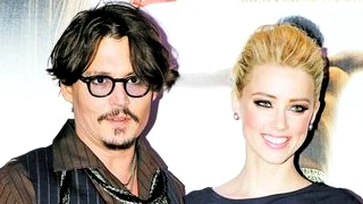 Nici nu e de mirare ca Amber Heard s-a indragostit de el. Ce bine seamana Johnny Depp cu fosta ei iubita!