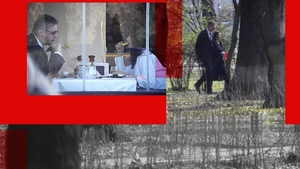 Cu o fată a luat masa, pe alta a dus-o-n parc + A dat buzna și... Ce a făcut Iulian Chifu, consilierul premierului, în timpul protestului masiv de la Guvern