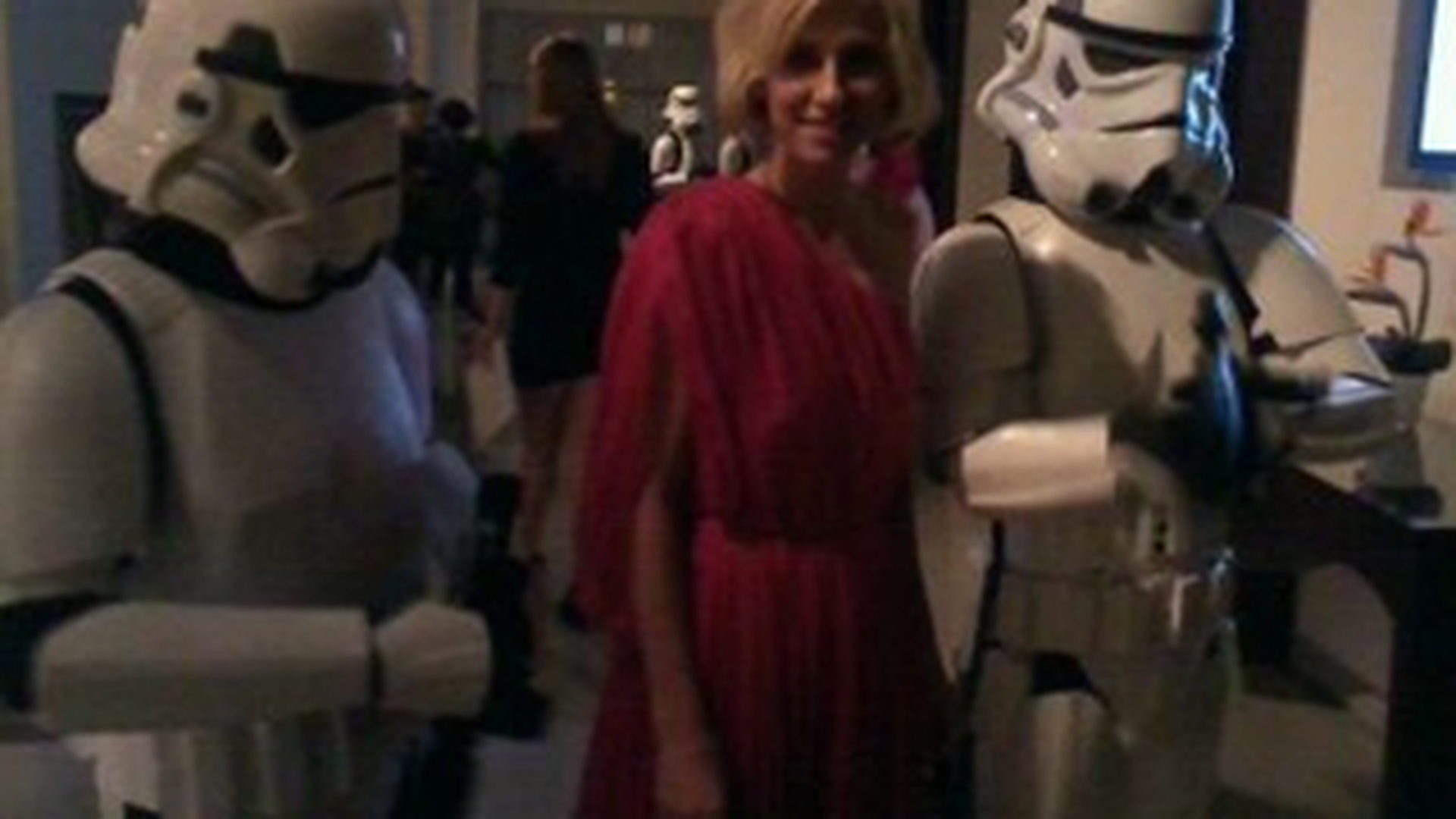 FOTO Dana Rogoz, la intalnire cu soldatii lui Darth Vader!
