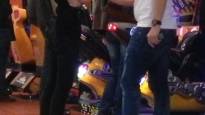 Florin Salam o sa innebuneasca cand o sa isi vada fetita minora facand asta cu un baiat! Publicam in exclusivitate primele imagini