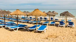 Noi reguli pe litoralul românesc. Ce îi așteaptă pe turiști în această vară