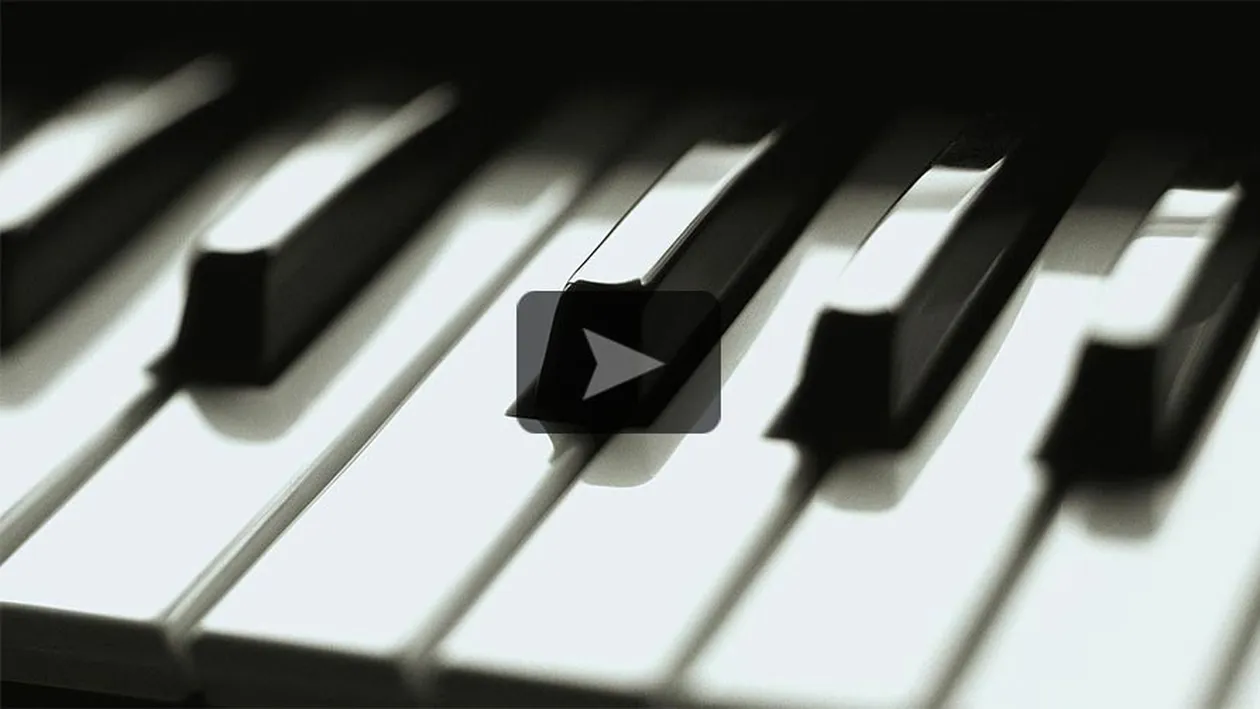 Doamne, mi-au dat lacrimile Un tanar a cantat la pian o piesa de doua minute bazata doar pe matematica! Suna Dumnezeiesc!