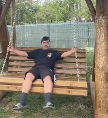 Băiatul cel mare al lui Adelin Petrișor
