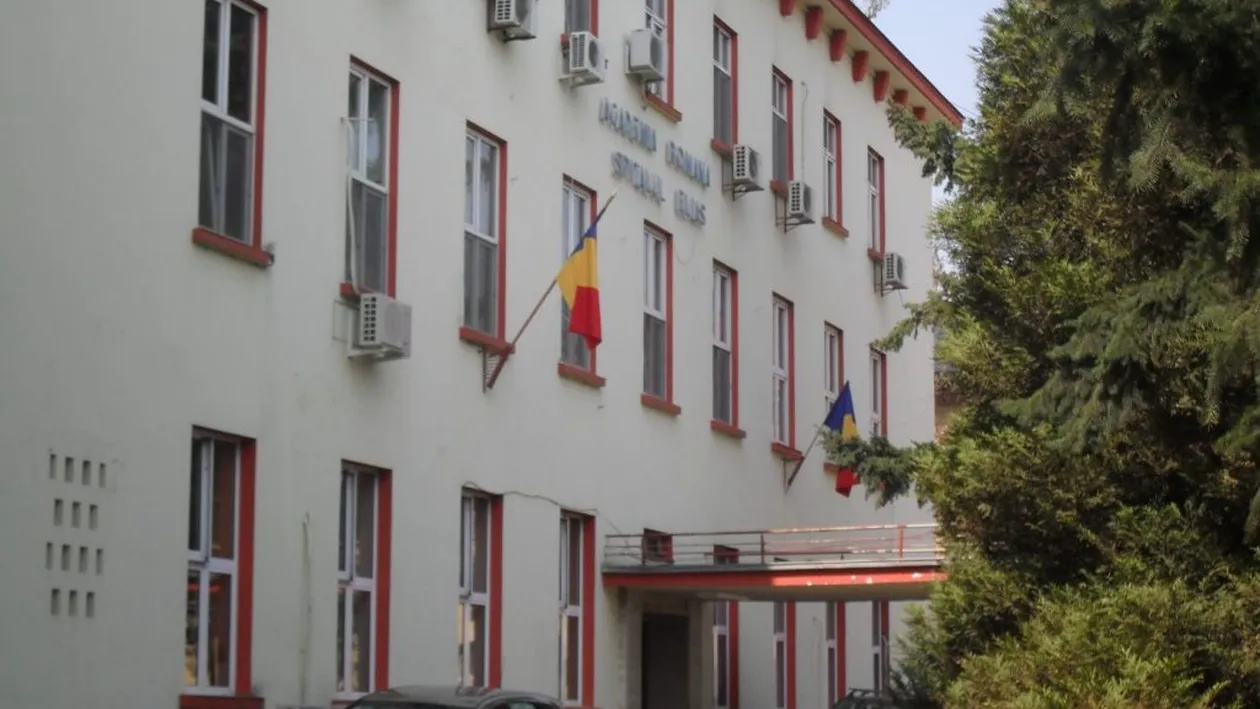 Acuzații grave la Spitalul Elias! Un celebru chirurg este acuzat că-și lasă fiica, studentă, să participe la operații