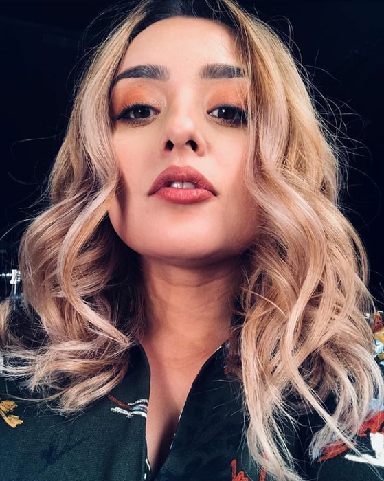 Gestul făcut de Simina cu câteva ore înainte ca What’s Up să anunțe oficial despărțirea. Luna aceasta ar fi aniversat 3 ani de la nuntă