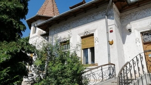 Vila lui Ceaușescu din Oradea, de vânzare! Suma colosală cerută pentru clădirea din 1940