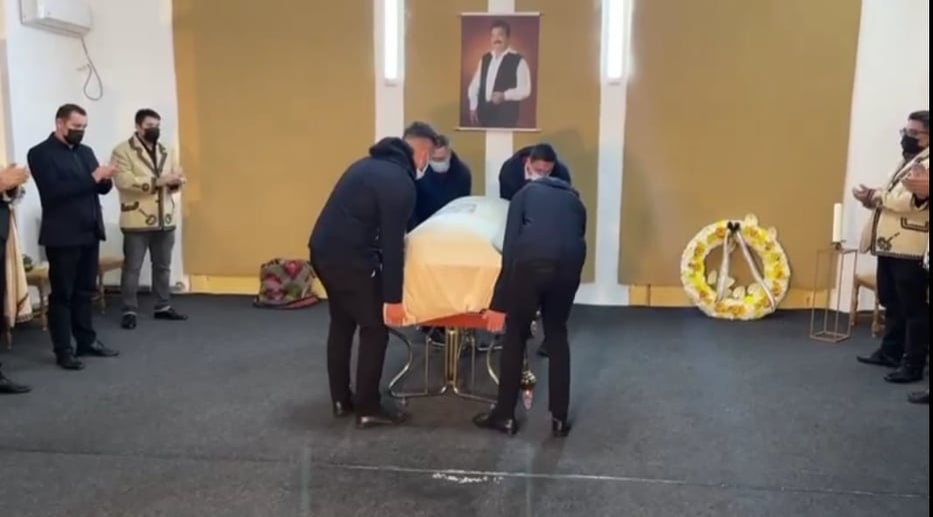 Lacrimi, durere și aplauze, în memoria lui Petrică Mâțu Stoian! Cortegiul funerar a ajuns în această seară la Craiova