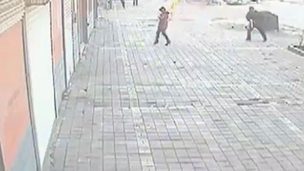 VIDEO Razbunare crunta pentru un barbat! I-a dat foc nevestei dupa o disputa apriga
