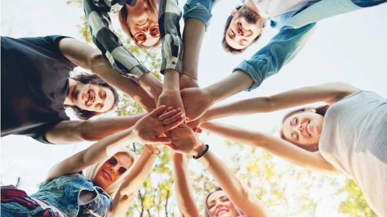 Se dau carduri gratuite pentru elevi și studenți! Gabriela Firea spune că se ține de promisiune: „Va fi disponibil pentru tinerii din România, gratuit, chiar din primăvară!”