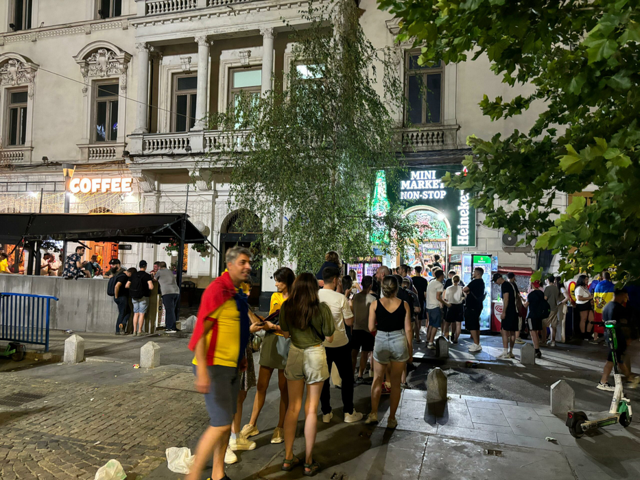 Fan zone EURO 2024 | Românii sărbătoresc în Piața Universității ca în 1994. Live UPDATE