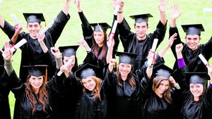 Si-au obtinut diplomele in instanta