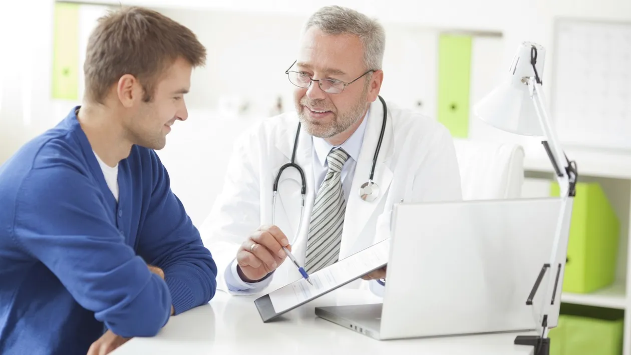 Bancul zilei | Un bărbat vine la doctor şi îi mărturiseşte că are probleme cu potenţa