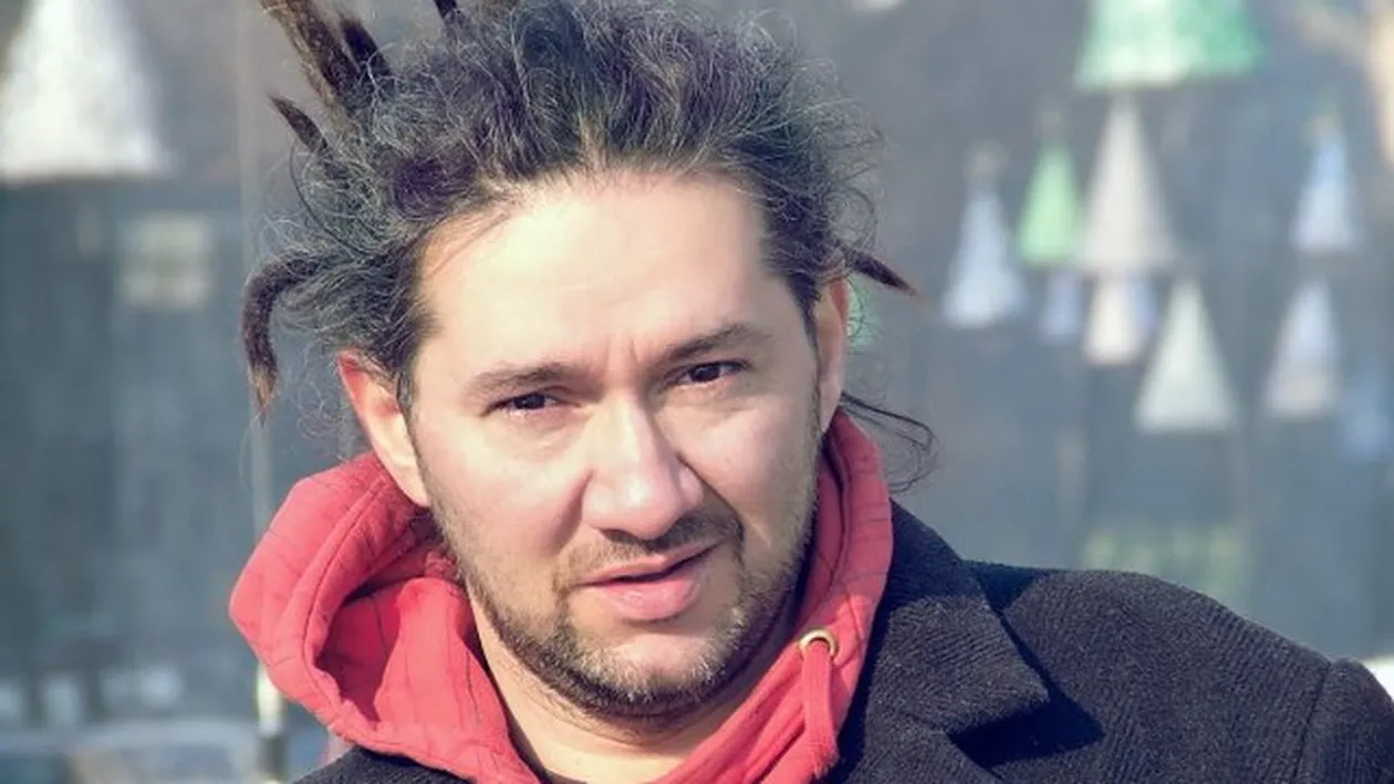 Un cunoscut cantaret de la noi si-a schimbat complet viata! S-a mutat, s-a logodit, iar acum a devenit tata!