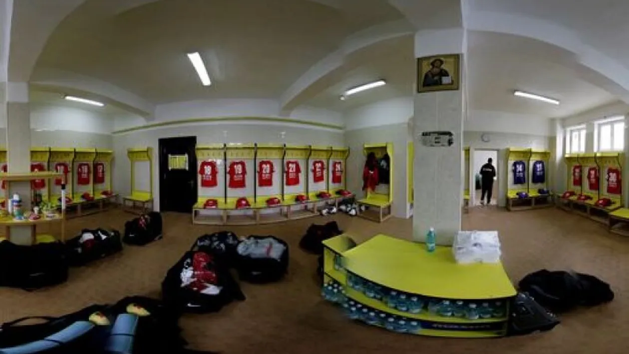 Incidente incredibile în vestiarul lui Dinamo. Doi fotbaliști s-au luat la bătaie și au fost cu greu despărțiți