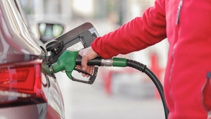 Veşti bune pentru şoferi! Cu cât s-ar putea ieftini motorina după reducerea accizei