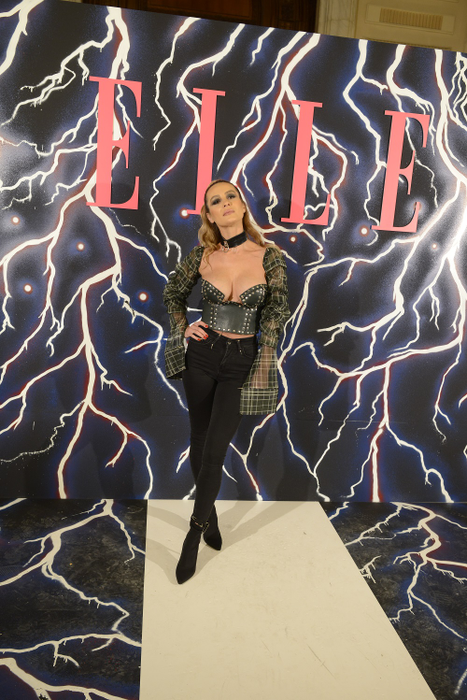 Flavia, o mămică sexy