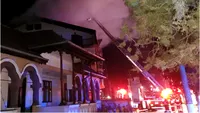 După tragedia de la Ferma Dacilor, o altă pensiune a izbucnit în flăcări. O persoană a murit într-un incendiu la Călimănești