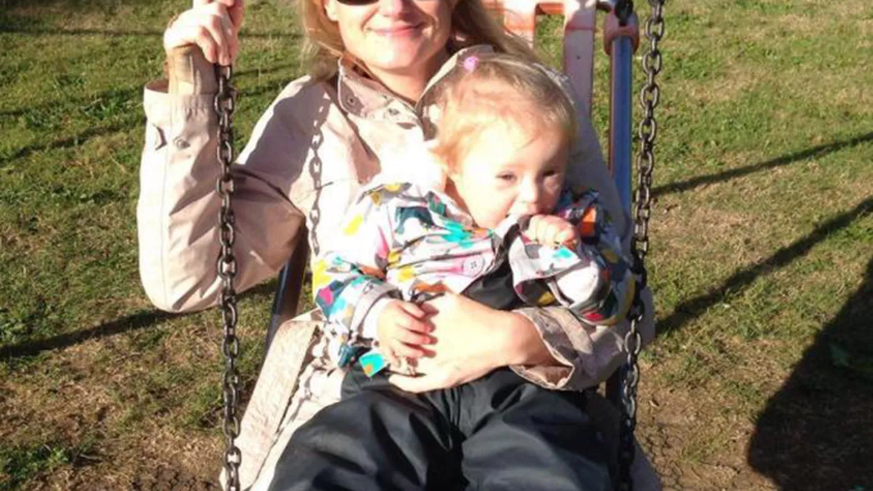 O fetiţă diagnosticată cu Sindrom Down a devenit manechin! Cum arată micuţa