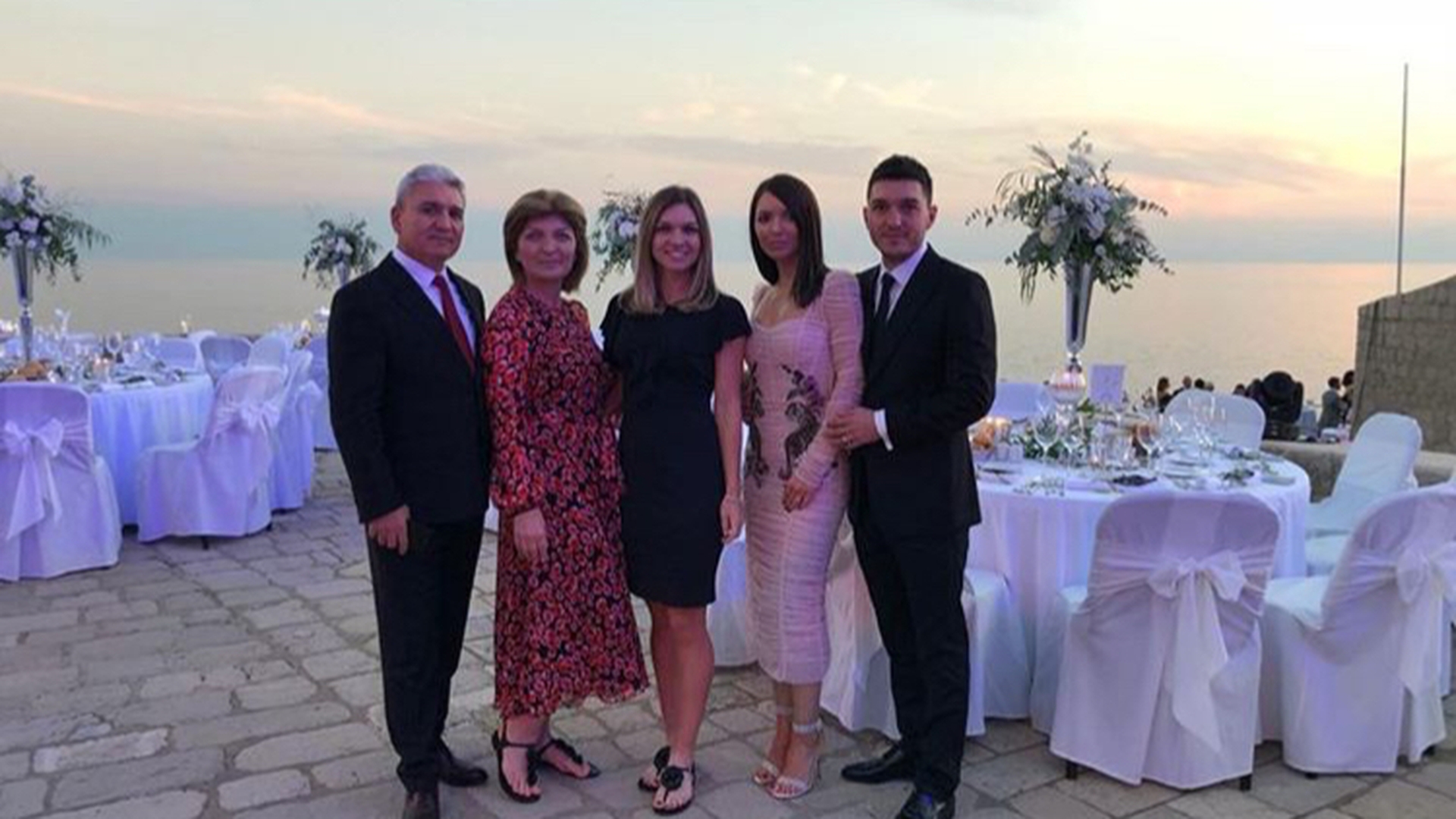 Eveniment important în familia Simonei Halep! Doi dintre cei mai buni prieteni de-ai sportivei s-au căsătorit! FOTO!