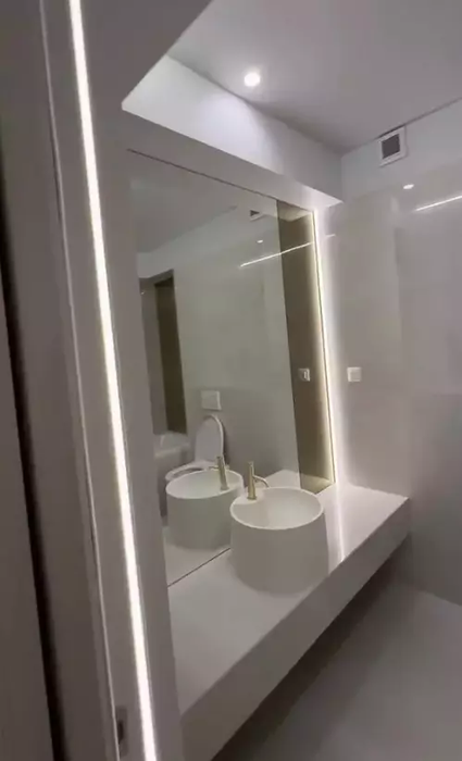 Cum arată apartamentul de lux din Pipera al Andreei Tonciu! Bruneta îl scoate la vânzare și cere 250.000 de euro pe el