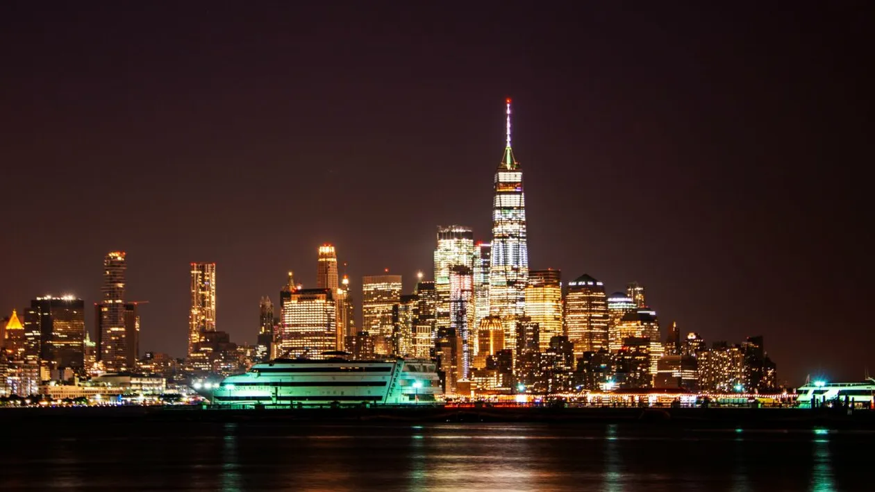 New York și Londra schimbă regulile în modă. Cum arată noua putere a sezonului 2026