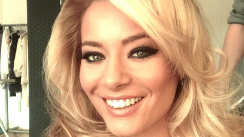 Laura Cosoi s-a vopsit! Imaginea postata in urma cu putin timp pe internet: "Mi-am schimbat putin culoarea parului"