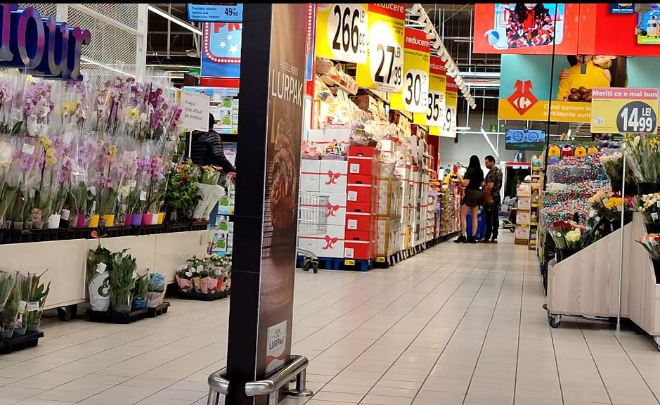 Brigitte și Florin Pastramă au avut treabă la mall (Foto: CANCAN.RO)