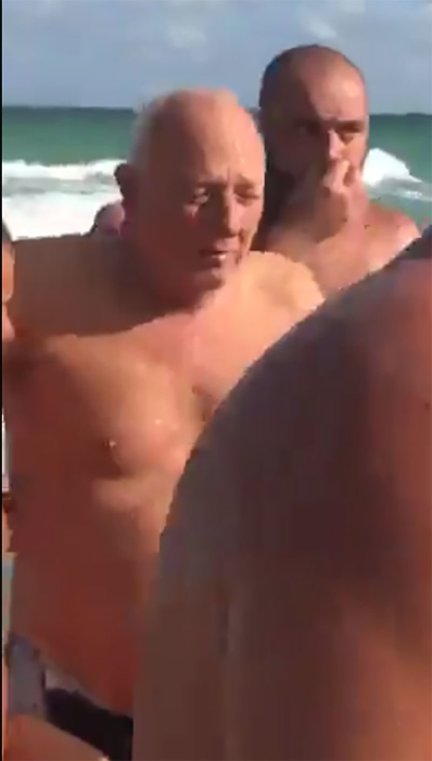 Un politician a fost la un pas să se înece la Eforie Nord. A fost scos din mare în stare de şoc, de patru…