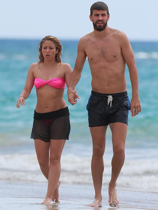 După ce s-a zvonit că Pique şi Shakira se despart, fotbalistul a făcut anunţul cu lacrimi în ochi:”Sunt gata să părăsesc…“