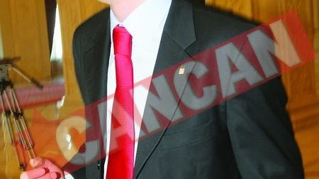 Bogdan Olteanu ii da stingerea licuriciului Taubman