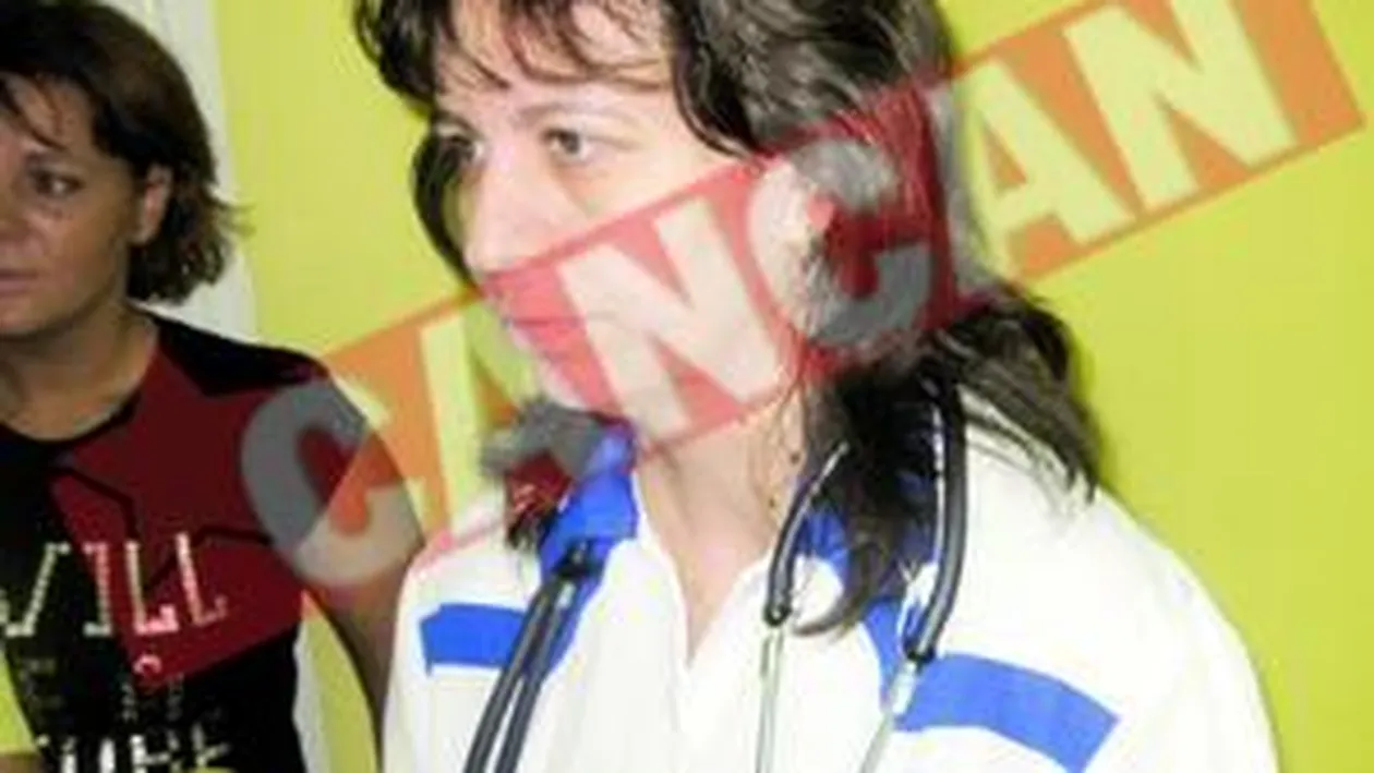 A batut doua doctorite pentru ca nu i-au Ingrijit fiica