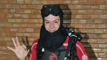 Roxana Ciuhulescu a făcut echipă cu scafandrii militari din Armata României. S-a antrenat cu ei o zi intreagă, la Constanţa