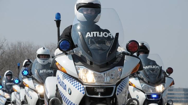 Imagini cutremuratoare de la nunta politistului care a murit dupa ce a cazut cu motocicleta intr-o groapa!